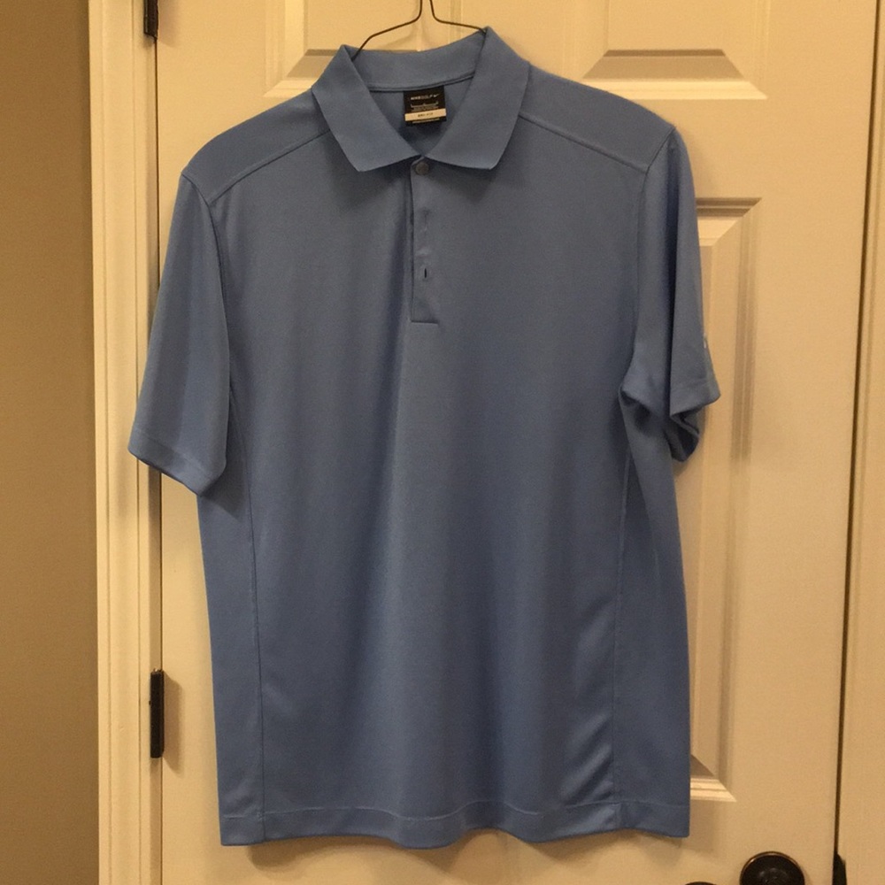 ⭐️Nike dri fit shirt mens.. runs large!!!